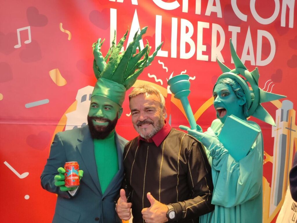 Una Cita con la Libertad - Dorada Carnaval de Tenerife 2023